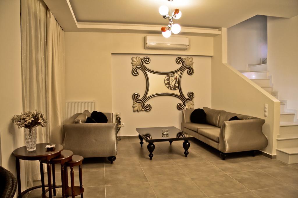 Sea View Beachfront Villa Peri Гувес Екстер'єр фото