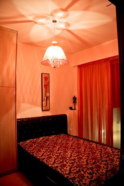 Sea View Beachfront Villa Peri Гувес Екстер'єр фото