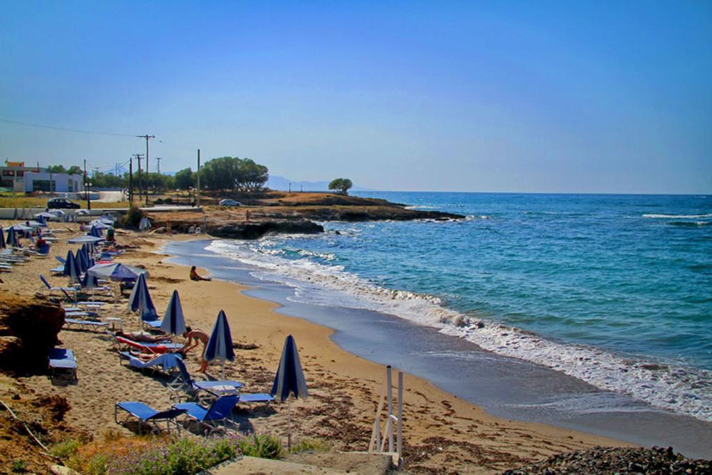 Sea View Beachfront Villa Peri Гувес Номер фото