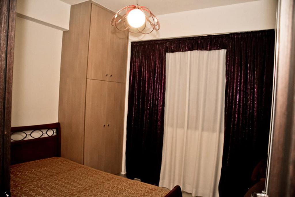Sea View Beachfront Villa Peri Гувес Номер фото