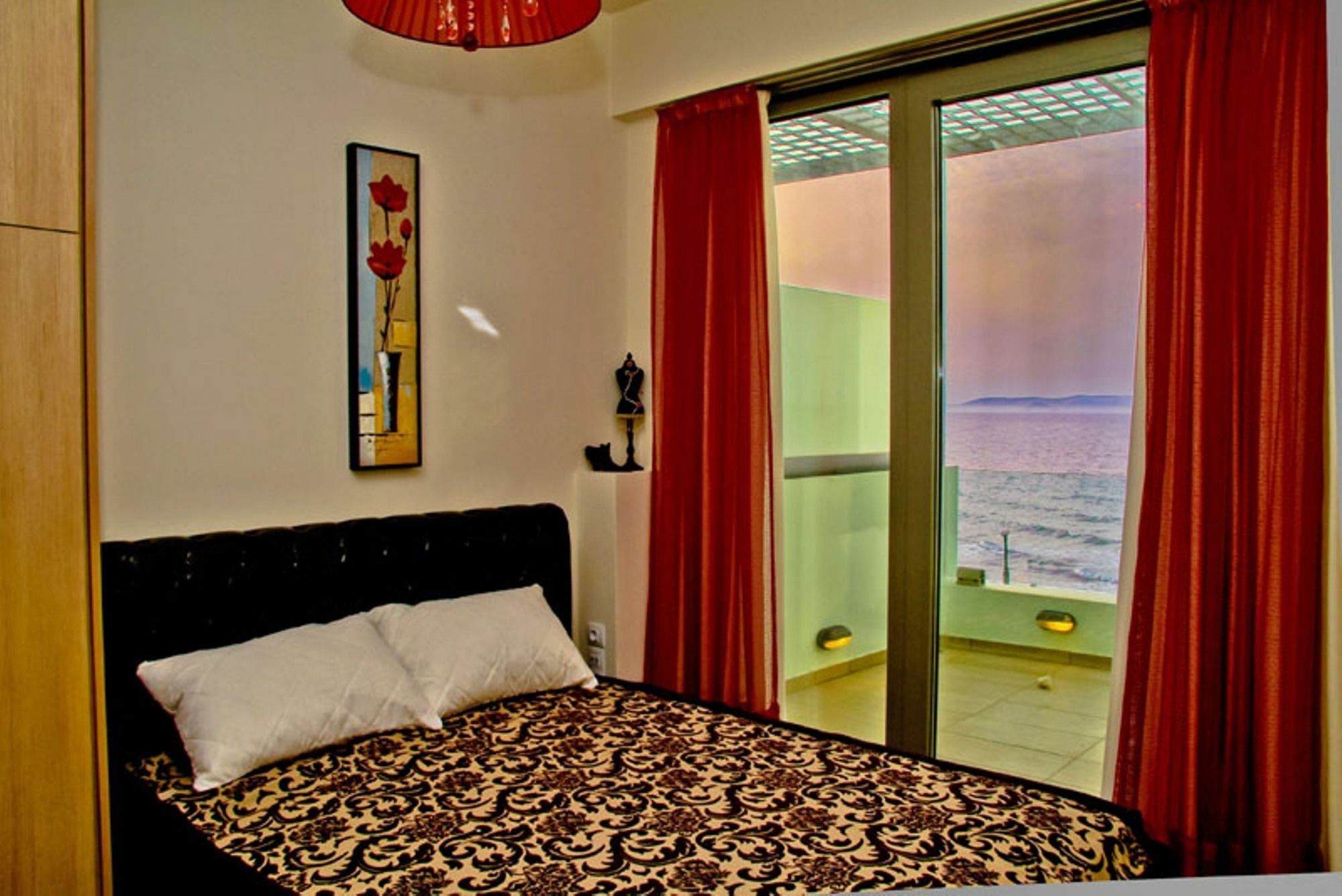 Sea View Beachfront Villa Peri Гувес Екстер'єр фото